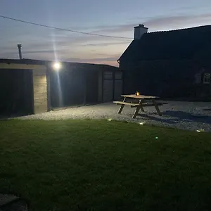 https://gite-des-4-vents-proche-du-lac-de-guerledan.inbrittany.com